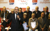 Kılıçdaroğlu, Maltepe’de tapu dağıttı