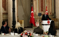 Erdoğan o sanatçıları eleştirdi