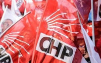 İki isim CHP'den ihraç edildi