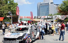 Taksim Gezi Parkı'ndan kareler 