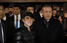 Erdoğan gençlerin arasına karıştı