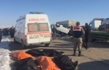 Öğrencileri taşıyan minibüs, kamyonetle çarpıştı: 11 ölü