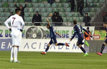 Trabzonspor, Çaykur Rizespor'a 3-0 yenildi