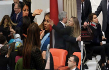 AKP’li Gökcen Özdoğan Enç konuştu