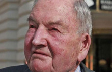Dünyanın en zengin adamı Rockefeller öldü