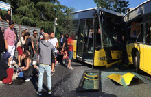Kadıköy'de feci metrobüs kazası