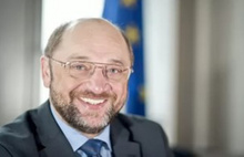 Schulz: Erdoğan iç işlerimize karışmasın