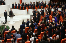 Meclis'te Cumhurbaşkanı Erdoğan'a protesto