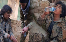 Afrin'de teröristlere insanlık dersi