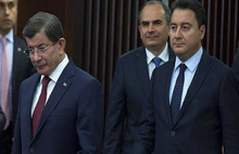 Davutoğlu-Babacan rekabeti konuşuluyor