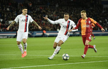 Galatasaray Avrupa'ya veda etti: Sarı-kırmızılılar deplasmanda Paris Saint Germain'e 5-0 yenildi