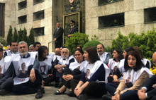 HDP’den Meclis Başkanlığı önünde oturma eylemi