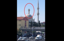  İstanbul Avcılar'da caminin minaresi yıkıldı!