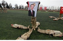 Kışlada siyaset! Jandarma mezuniyet töreninde Erdoğan'ın pankartı açıldı