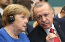 Merkel'den Türkçe altyazılı korona çağrısı
