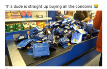 ABD vatandaşı kutularca kondom aldı. İşte ABD marketlerinden ilginç koronavirüs manzaraları