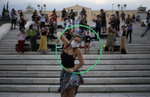 Yunanistan kapılarını turistlere açmaya hazırlanıyor