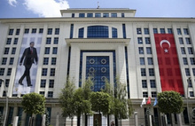 AKP Genel merkezinde flaş corona önlemi...