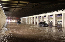 İzmir şimdi de Sel Felaketi Yaşıyor