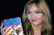 Harry Potter'ın Yazarı da Koca Şiddeti Kurbanı Olmuş