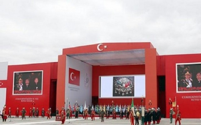 29 Ekim töreninde Osmanlı Arması 