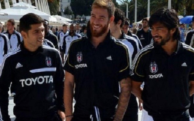 Beşiktaş'ta 2 ayrılık birden!