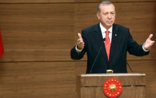FT: Erdoğan'ın hırsları istikrarı baltalayabilir