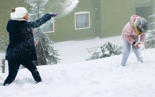 İstanbul'da kar artarak devam edecek!