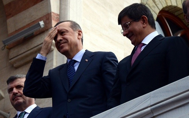 AKP yine tek başına iktidar olamıyor