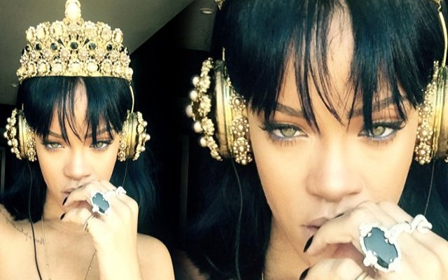 Rihanna 'nın taktığı kulaklıklar nefes kesti