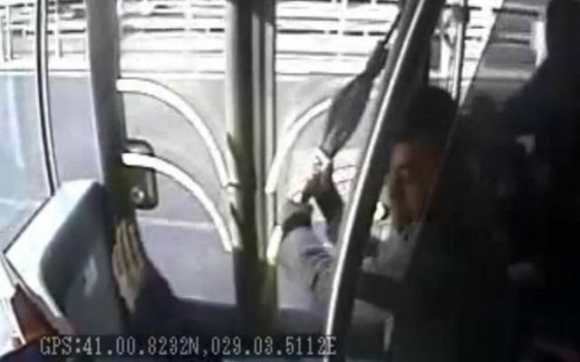 Metrobüs saldırganı şoförü suçladı