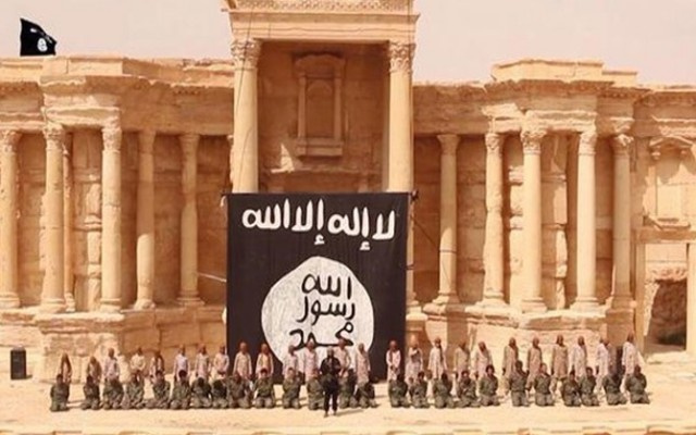 Esad ordusu Palmira’ya girdi
