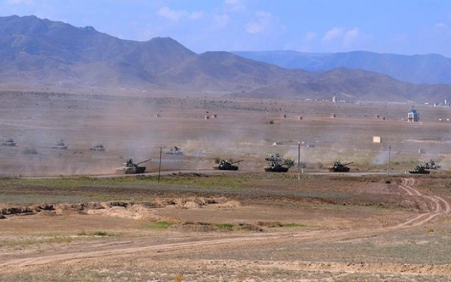 Ermenistan sınır hattında çatışma: 12 Azeri askeri şehit