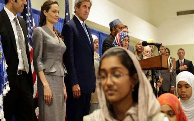 John Kerry ve Angelina Jolie iftarda