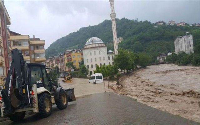 Ordu'yu sel vurdu: 2 kişi öldü