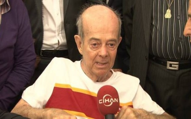 Futbol efsanesi Turgay Şeren vefat etti