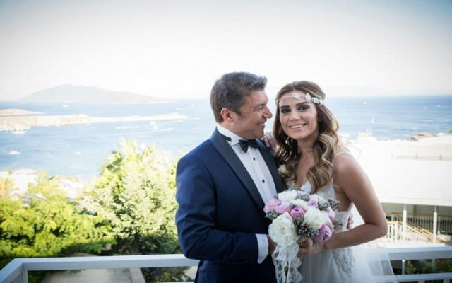 Ünlü sunucudan sürpriz nikah