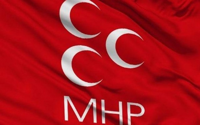 MHP'de hayırcı başkan görevden alındı