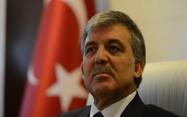 Abdullah Gül'den çarpıcı eleştiri
