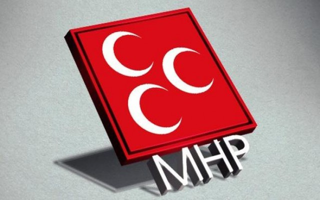 MHP'nin kampanyasında özel kalem imzası