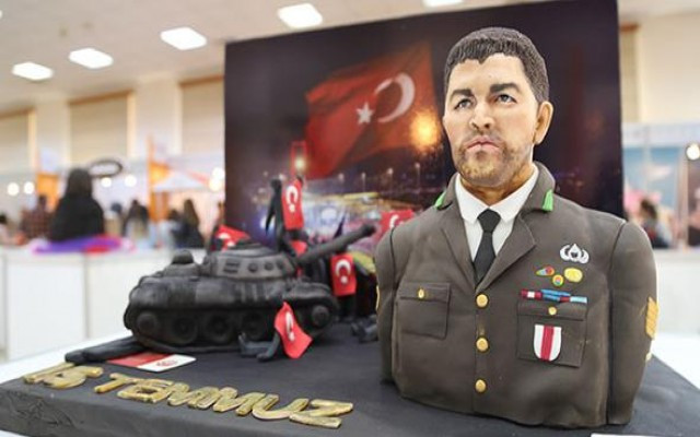 Ömer Halisdemir şehidimize büyük ayıp