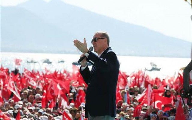 Erdoğan'dan sert mesaj: Hadi gel denize dök
