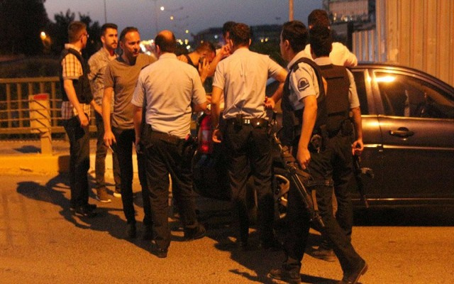 İstanbul’da saldırı: 1 polis şehit 