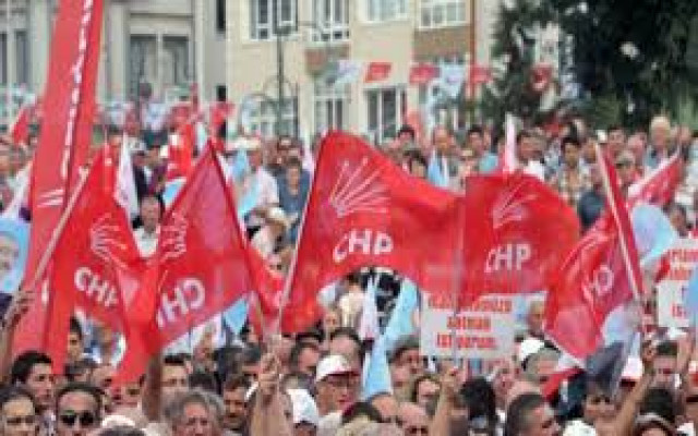 CHP: AKP İzmir’de bize rakip bulamıyor