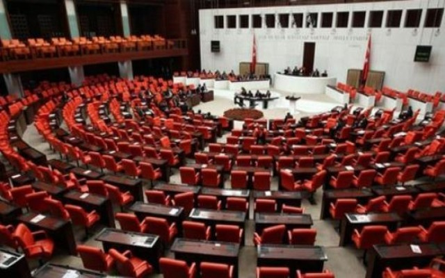 Seçim ittifakı teklifi Meclis'te kabul edildi