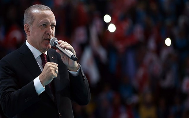 Erdoğan ÖSO komutanının kahramanlığını anlattı