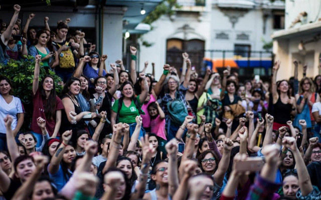 Arjantin'de kadına yönelik şiddete karşı yürüyüş düzenlendi