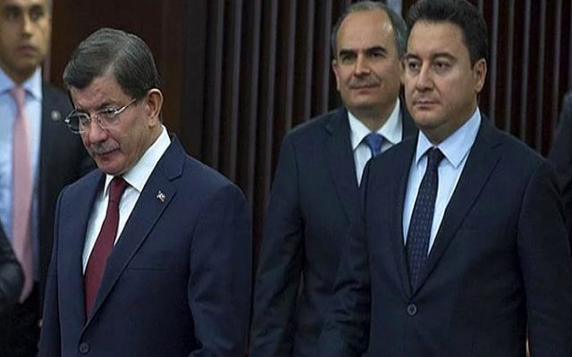 Davutoğlu-Babacan rekabeti konuşuluyor
