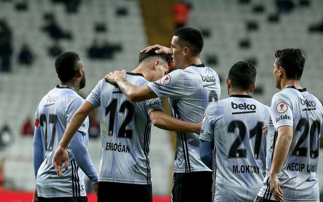 Ziraat Türkiye Kupası'nda Beşiktaş evinde ağırladığı Erzincanspor'u 3-0 mağlup etti