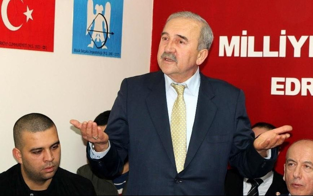 Edremit'in eski MHP'li Belediye Başkanı Kılıç hakkında yakalama kararı